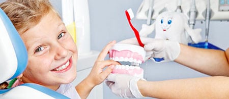 تاثیر فلوراید روی دندان‌ها و روش‌های درست استفاده از آن